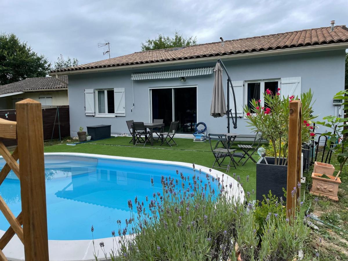 Cocooning Chez Sabine Bed and Breakfast Lavilledieu  Εξωτερικό φωτογραφία